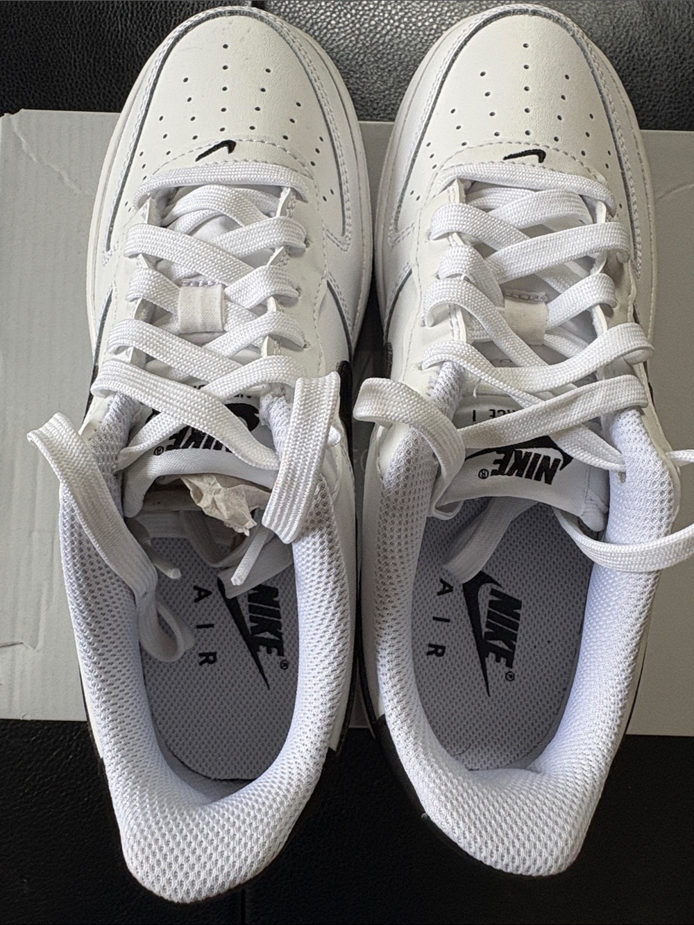Nike AIR -AIR FORCE 1- Big Boy Size 4.5 - Picture 5 of 9